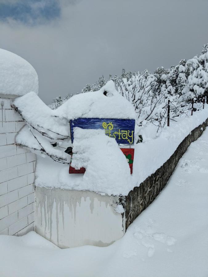 Namastay Himalayas, Kanatal Exterior foto