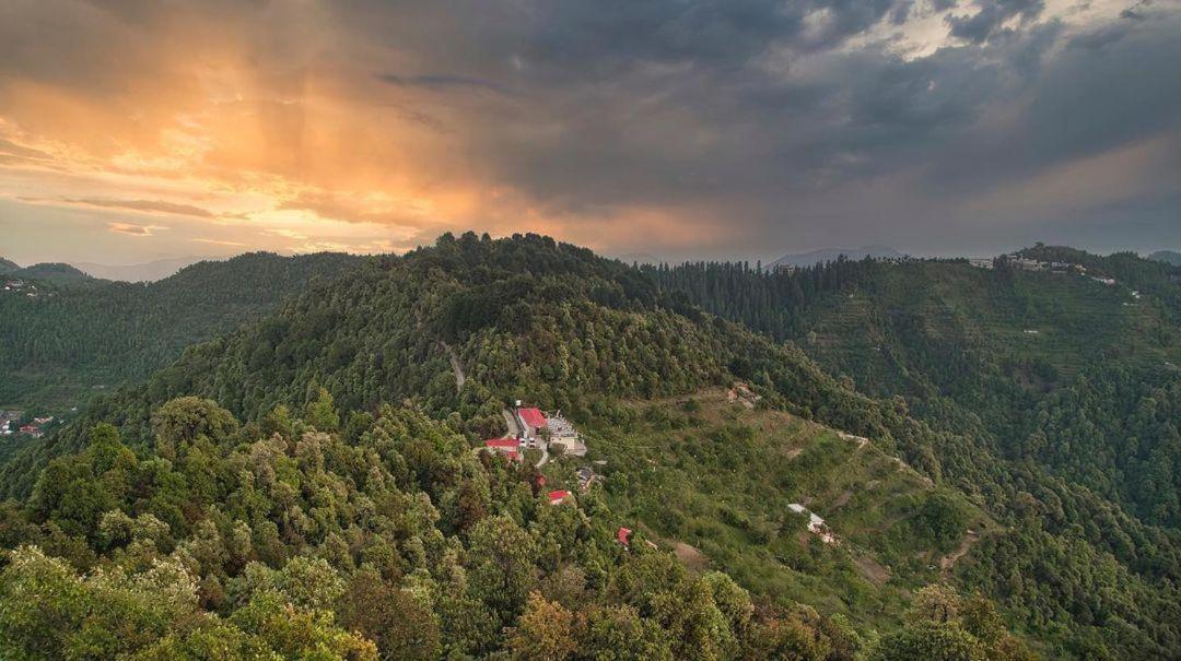 Namastay Himalayas, Kanatal Exterior foto